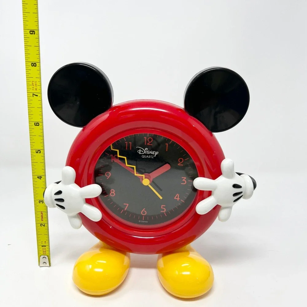 Mickey Mouse Disneyland Hong Kong Clock Disney Swinging Arms Woking